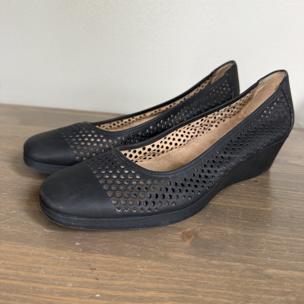Naturalizer Womens 10M Black Brylee Faux Leather Slip On Comfort Wedge Shoes